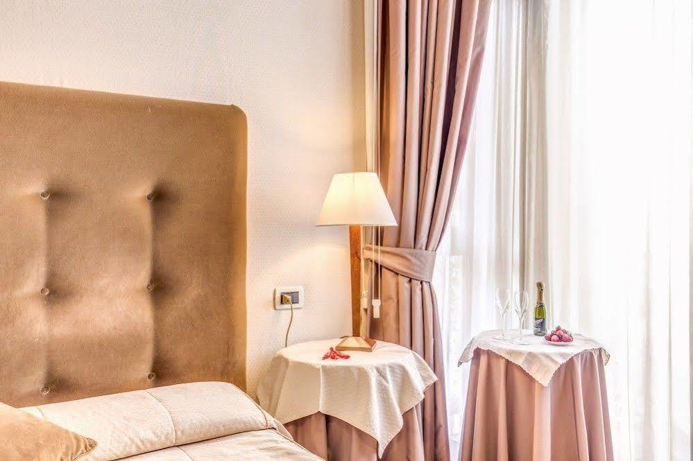Beyou Hotel Ponte Milvio Roma Ngoại thất bức ảnh